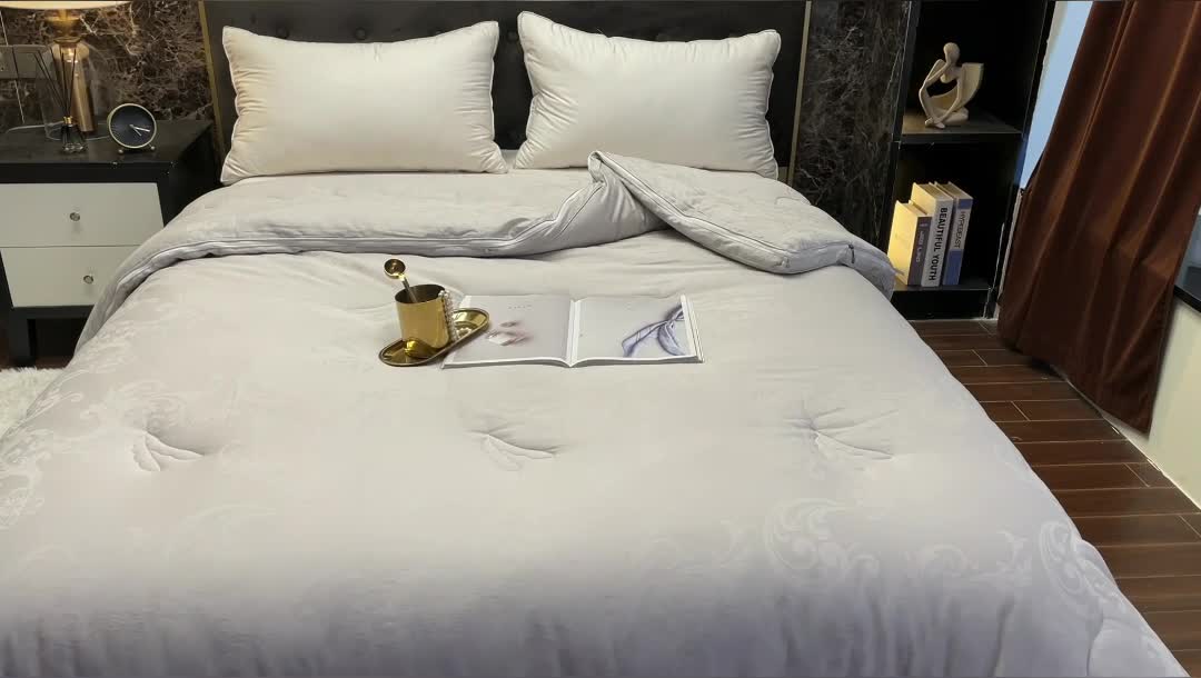 91家纺网 家纺一手货源 找家纺 紫乐家纺2024新款全棉纯棉提花拉链式大豆纤维子母被加厚冬被被子被芯 灰色