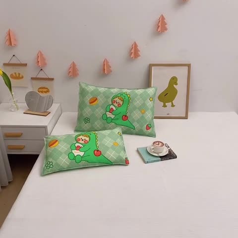 91家纺网 家纺一手货源 找家纺 吉咪兔家纺 2022新款13372纯棉卡通定位枕套 开心娃娃