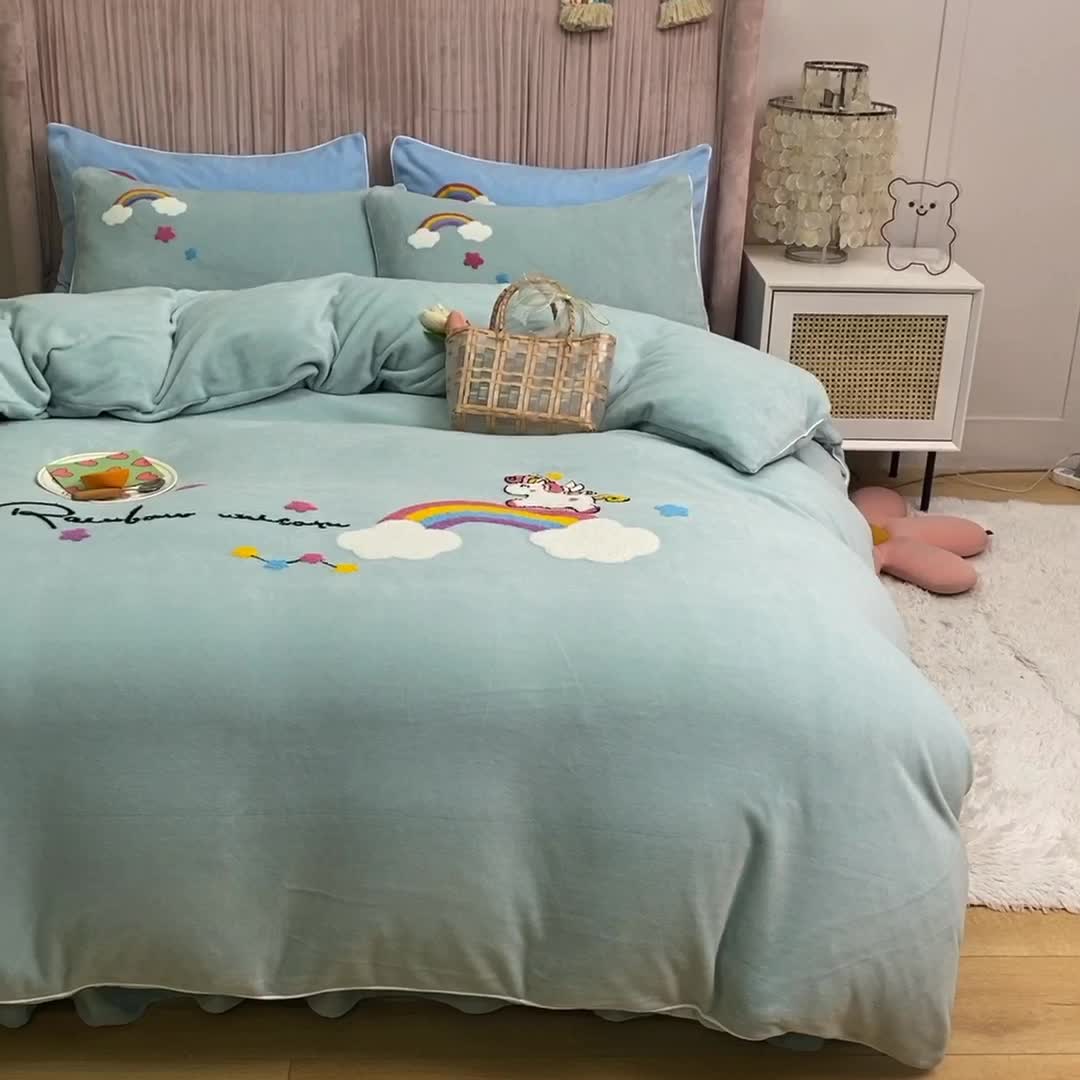 91家纺网 家纺一手货源 找家纺 （总）包小包2023新款独角兽高克重法莱绒牛奶绒三拼四件套