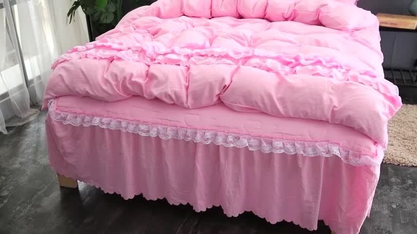 91家纺网 家纺一手货源 找家纺 梦柏家纺 2021新款水洗棉夹棉床裙四件套 公主粉