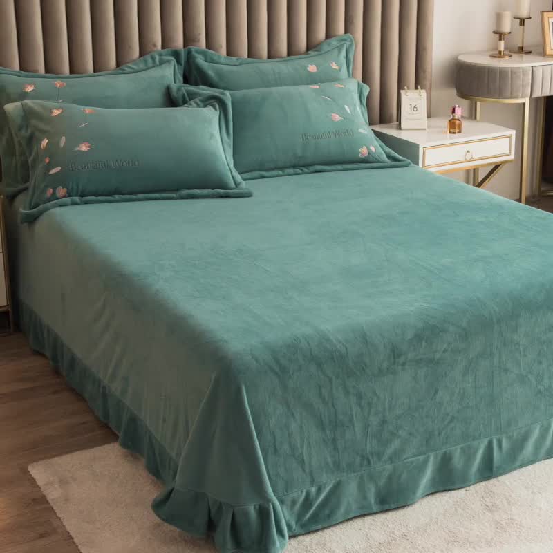 91家纺网 家纺一手货源 找家纺 绒博士240g法莱牛奶水晶宝宝贝贝魔法四件套-浪漫花丛 冰蓝