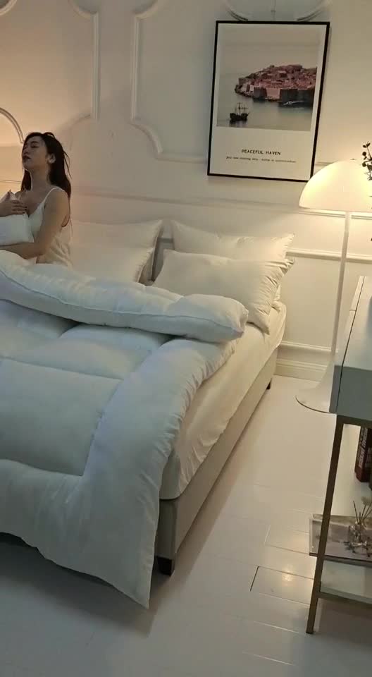 91家纺网 家纺一手货源 找家纺 被多多 2024新款磨毛印花冬被 白色