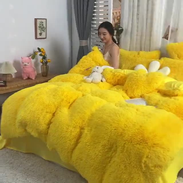 91家纺网 家纺一手货源 找家纺 （总）蝶帕2024年新纯色加厚保暖水貂绒四件套牛奶法莱绒套件