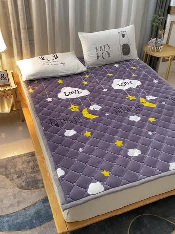 91家纺网 家纺一手货源 找家纺 东宇床垫 2022新款加厚牛奶绒床垫 晚安