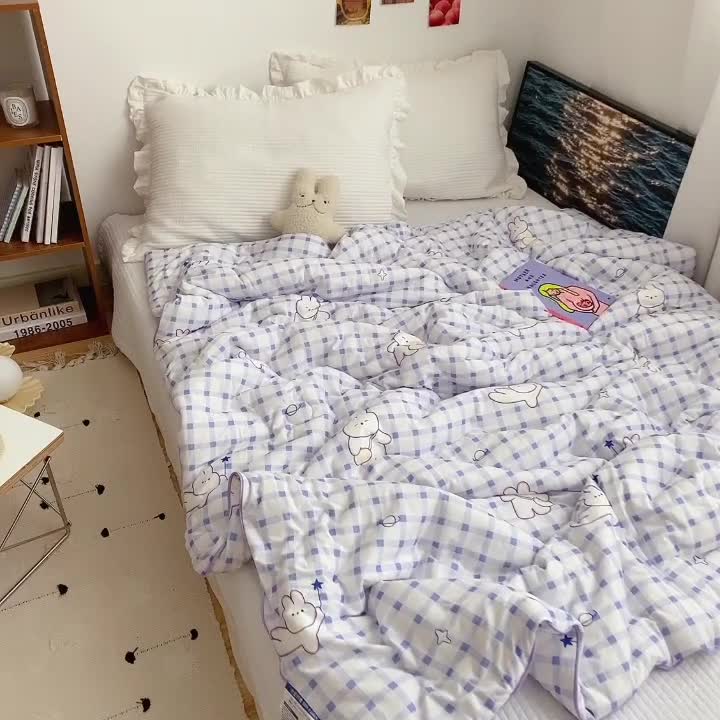 91家纺网 家纺一手货源 找家纺 星期八 2021新款大豆针织春秋被冬被蓝格小兔