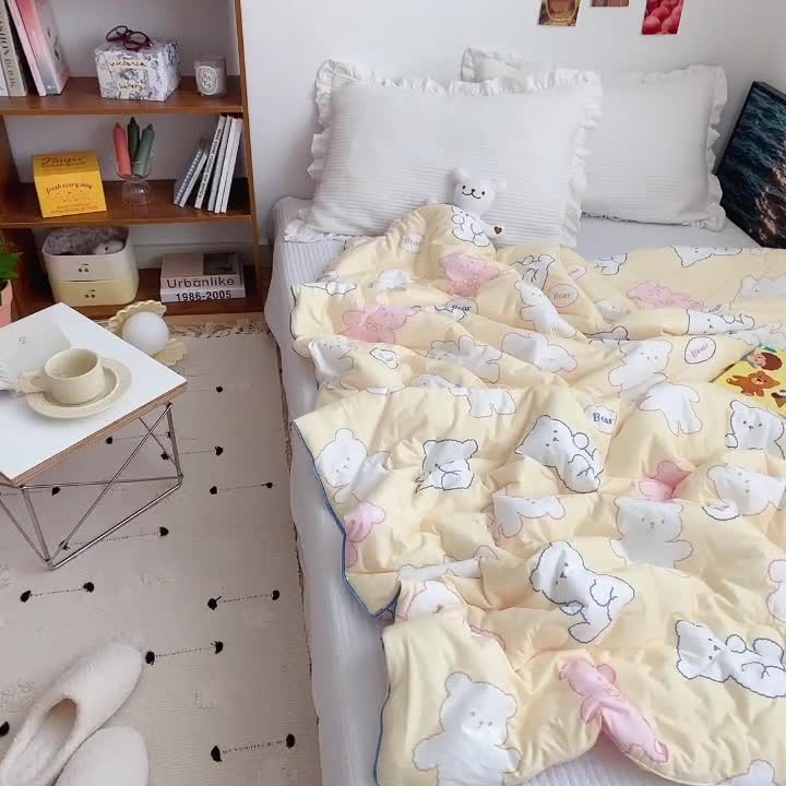 91家纺网 家纺一手货源 找家纺 星期八 2021新款大豆针织春秋被冬被糖果熊