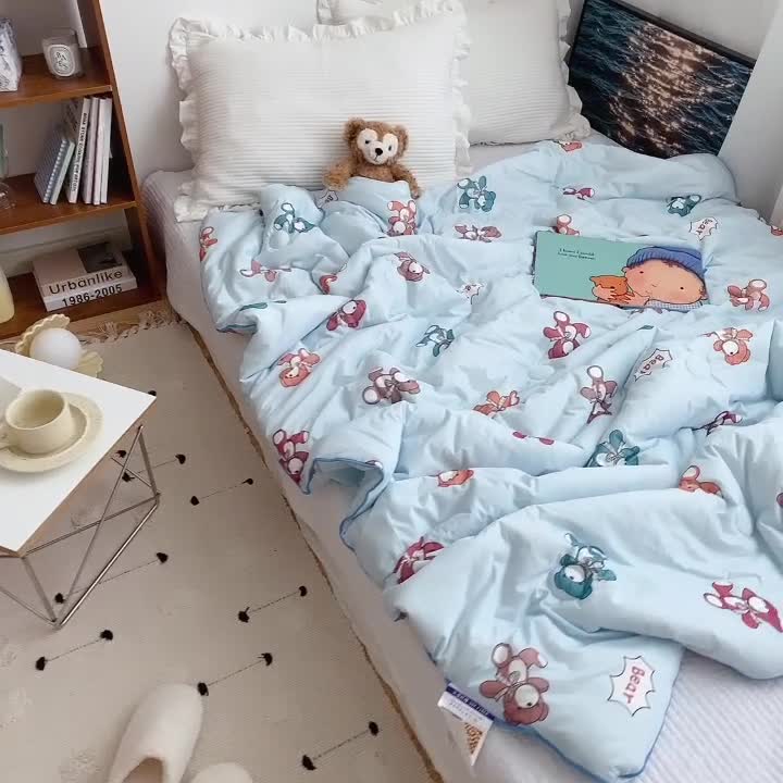 91家纺网 家纺一手货源 找家纺 星期八 2021新款大豆针织春秋被冬被小熊蓝