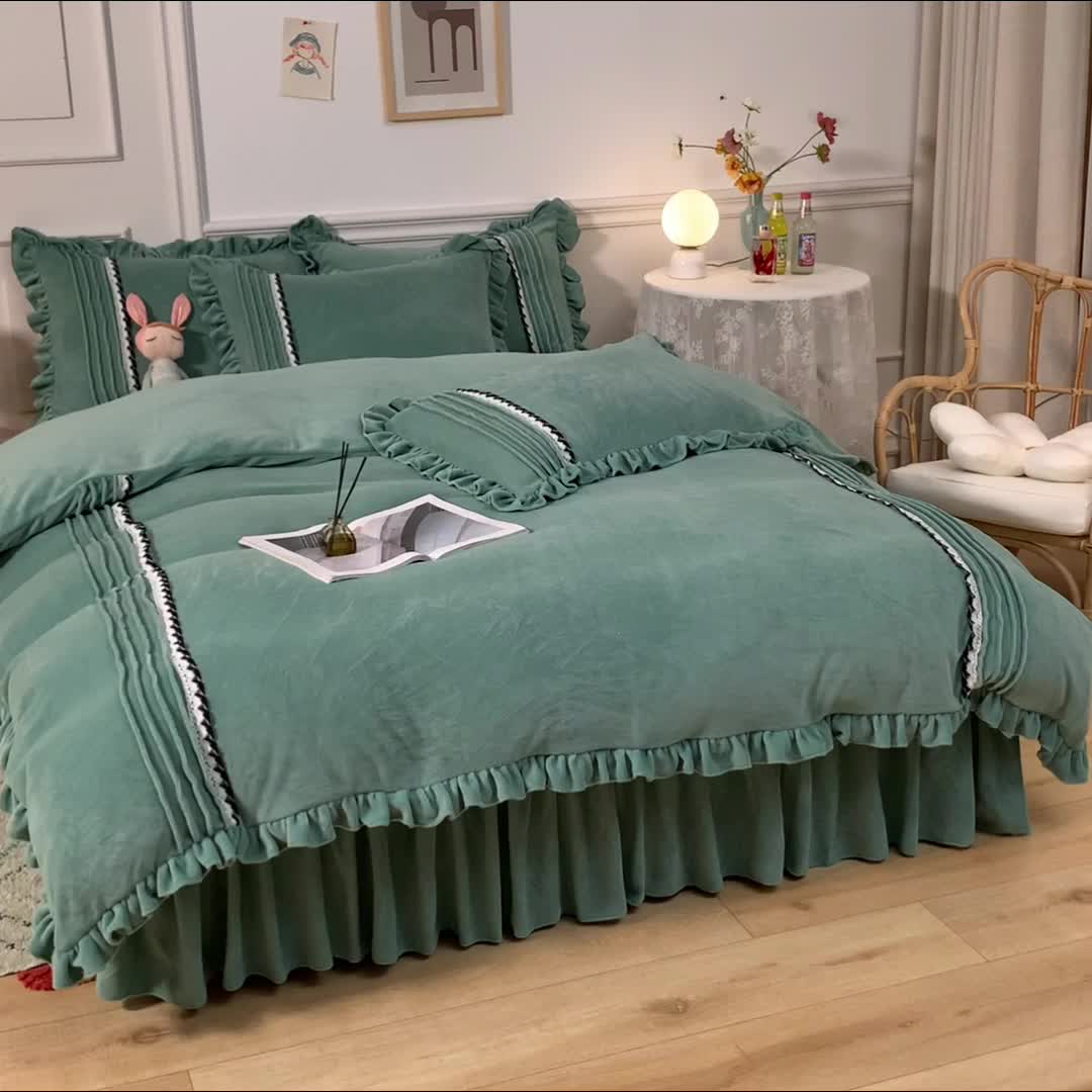 91家纺网 家纺一手货源 找家纺 绒兔兔 2021牛奶绒韩版揪花床裙四件套 豆绿