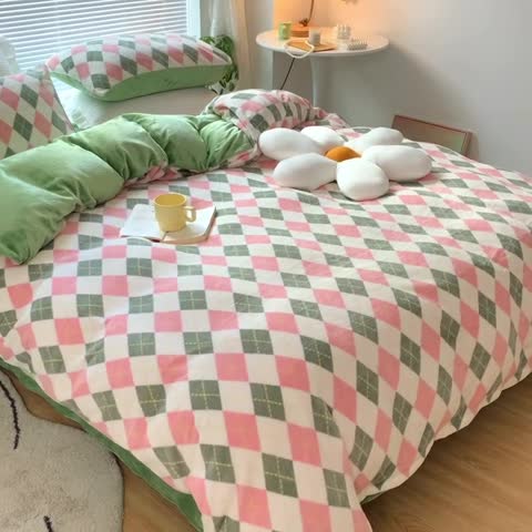 91家纺网 家纺一手货源 找家纺 金爱家 2021新款牛奶绒暖边四件套 心格