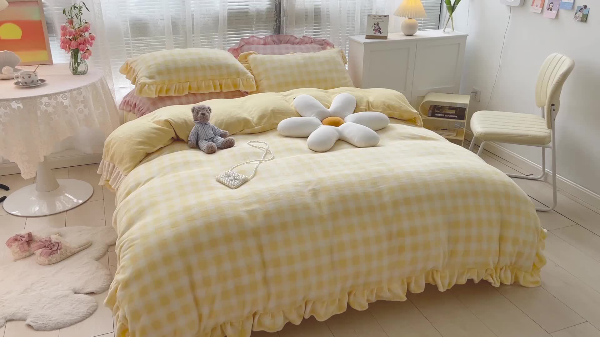 91家纺网 家纺一手货源 找家纺 慕尚2022新款花边奶油格子牛奶绒四件套 花边 奶油格子-黄