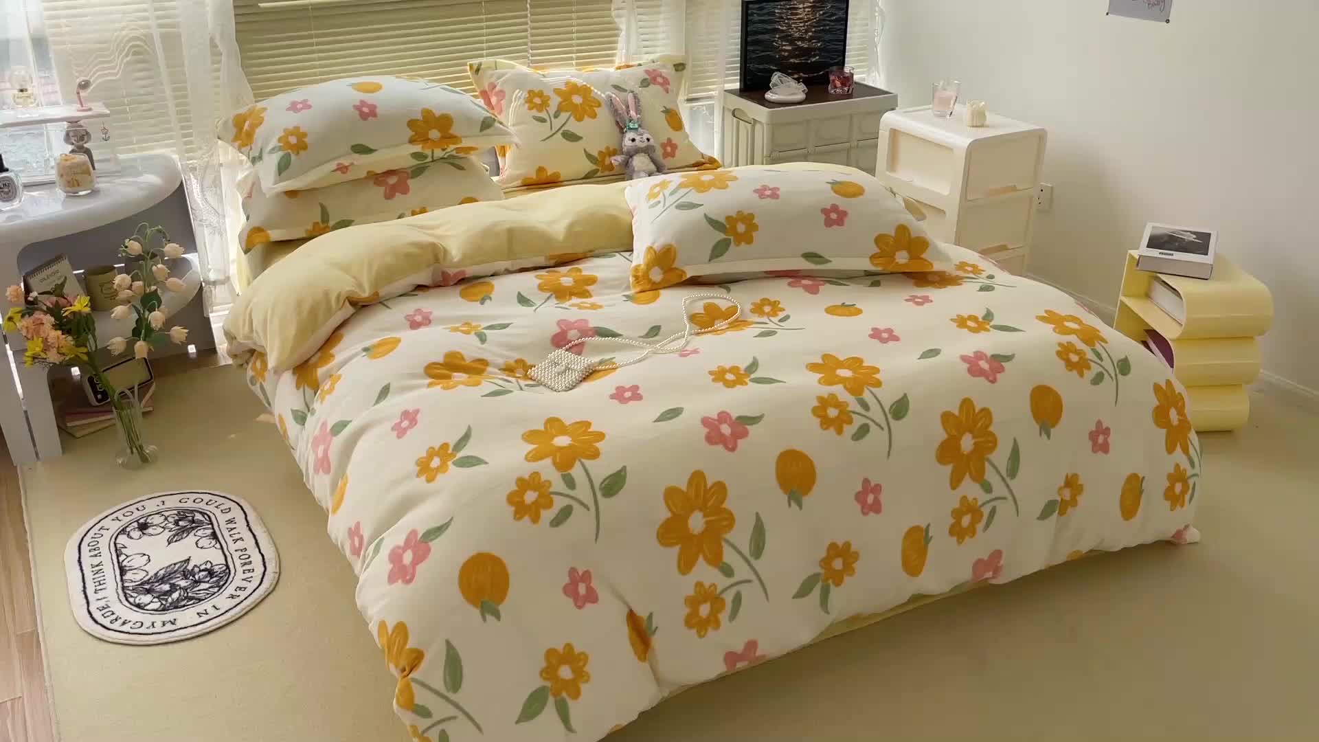 91家纺网 家纺一手货源 找家纺 慕尚 2022新款田园花卉类牛奶绒单被套 夏果