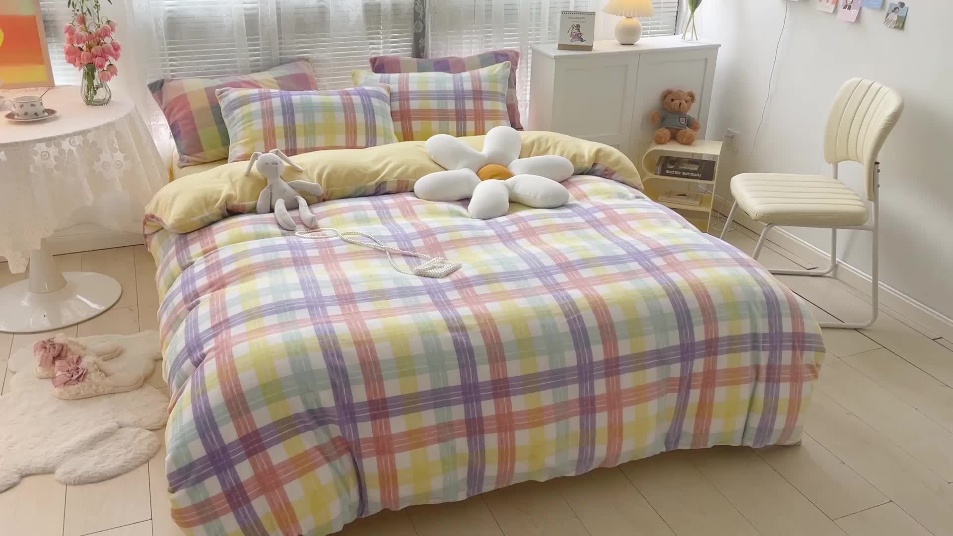 91家纺网 家纺一手货源 找家纺 （总）慕尚2022新款撞色果冻格子复古格子牛奶绒四件套