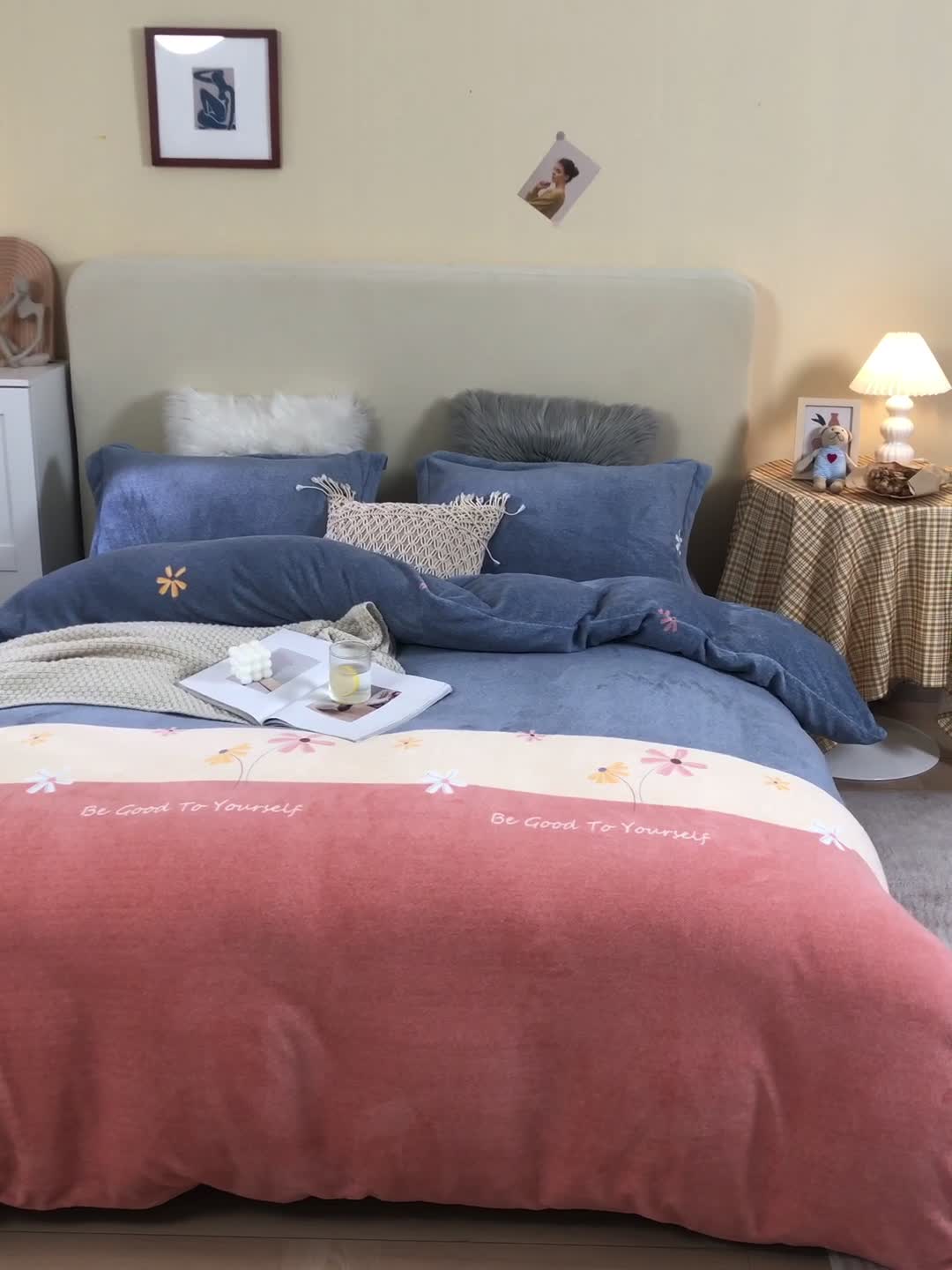 91家纺网 家纺一手货源 找家纺 凡客2021秋冬总重3.8kg高克重牛奶绒印花四件套简单时光