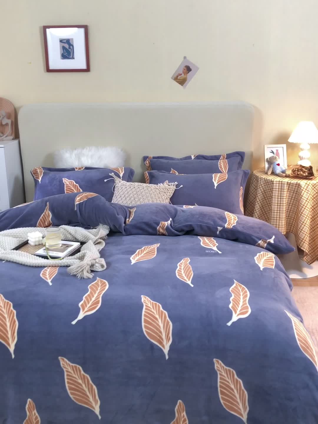 91家纺网 家纺一手货源 找家纺 凡客2021秋冬重3.8kg高克重牛奶绒印花四件套片片柔情紫