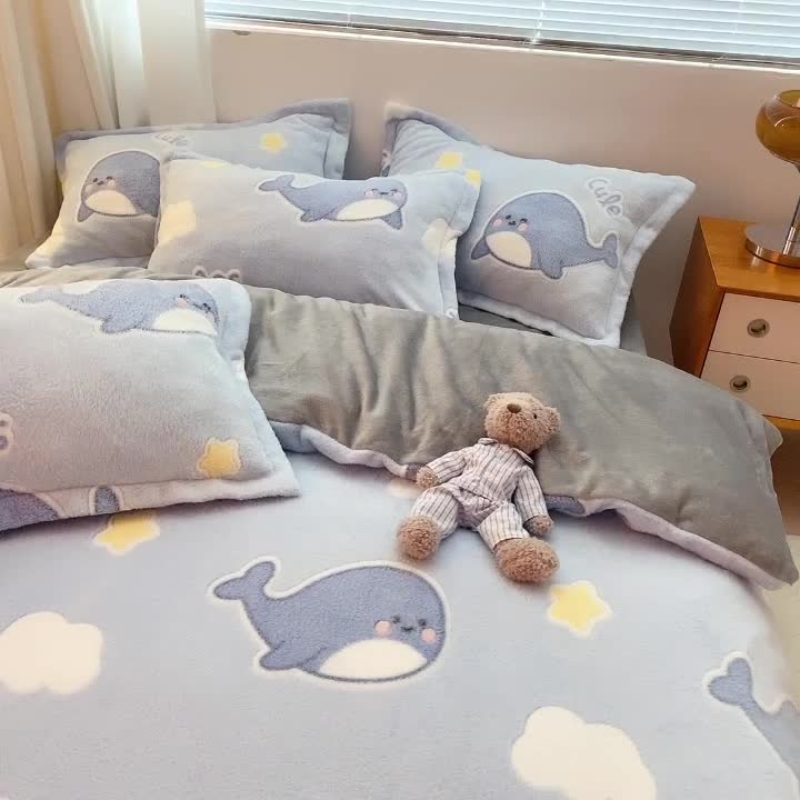 91家纺网 家纺一手货源 找家纺 川悦生活 2021新款立体雪花绒四件套直播供货 可爱鲸鱼