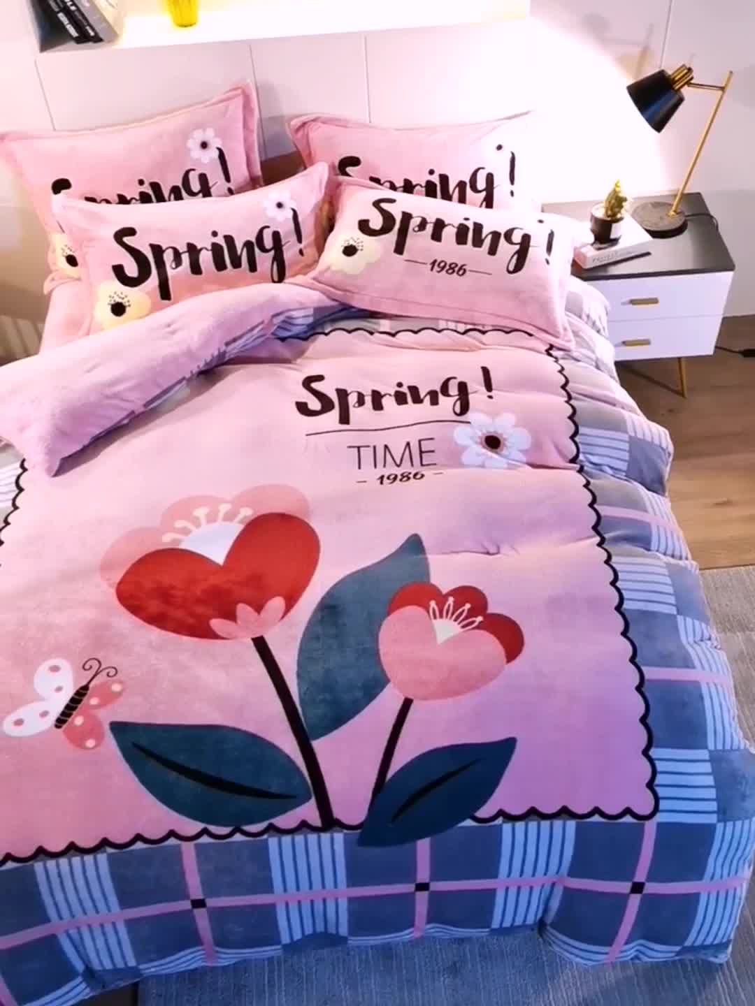 91家纺网 家纺一手货源 找家纺 凡客家居 2022秋冬新品加厚大版印花法莱绒四件套 一枝独秀