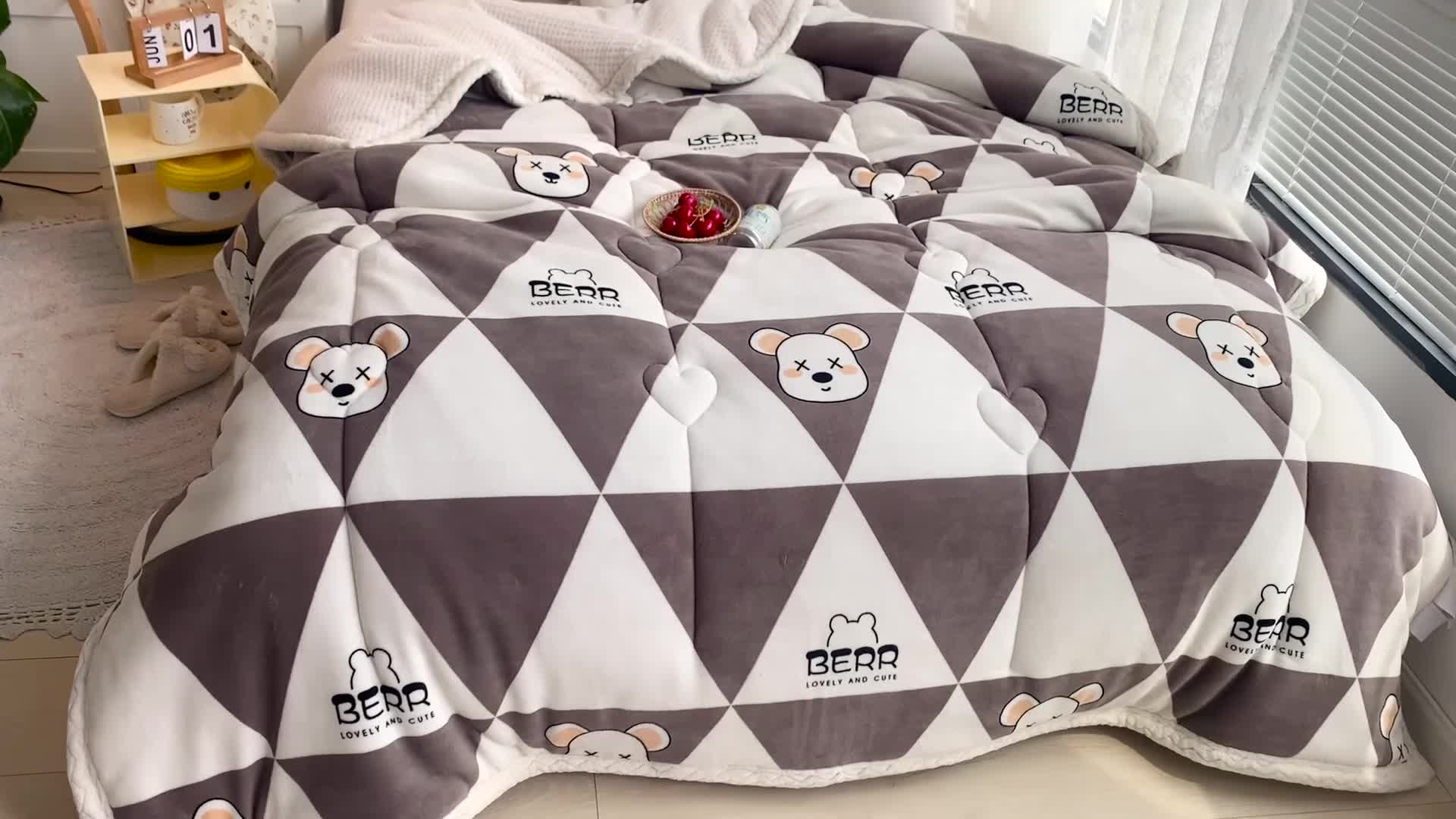 91家纺网 家纺一手货源 找家纺 慕尚家纺2022新款牛奶绒贝贝绒三层加厚毛毯加厚毯-几何