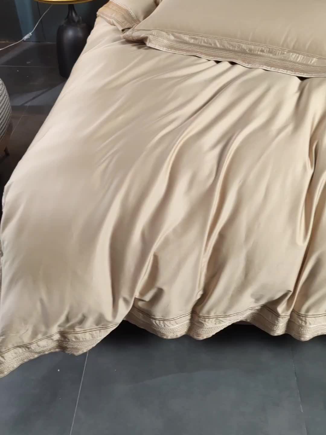 91家纺网 家纺一手货源 找家纺 2024新款高支高密轻奢风长绒棉刺绣绣花四件套千寻系列 香槟金