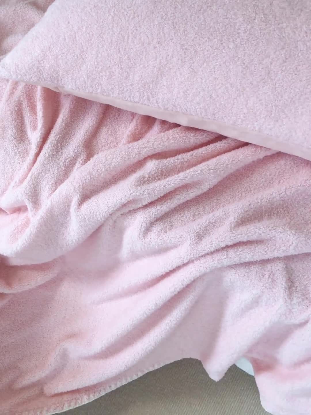 91家纺网 家纺一手货源 找家纺 （总）洋铭区 2021新款芝士系列毯子