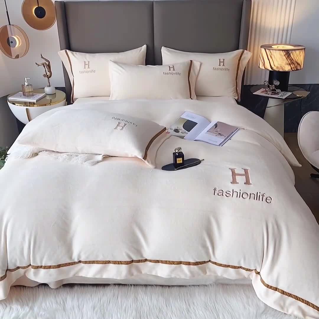 91家纺网 家纺一手货源 找家纺 （总）米彩家纺2023新款加厚牛奶绒刺绣H款四件套