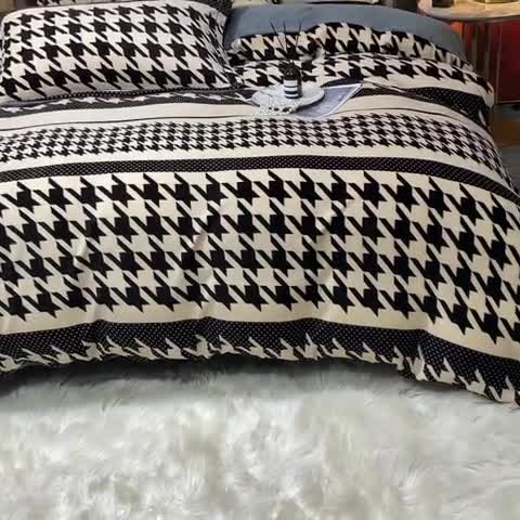 91家纺网 家纺一手货源 找家纺 米莱家纺 2021新款轻奢风加厚保暖牛奶绒四件套 千鸟条纹