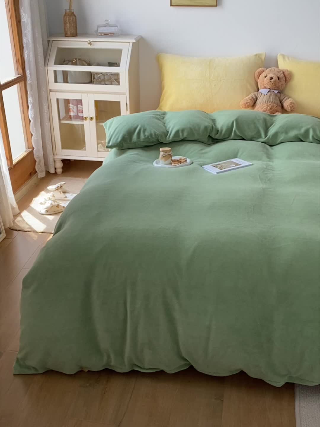 91家纺网 家纺一手货源 找家纺 星期八 2021新款马卡龙牛奶绒四件套 绿-黄