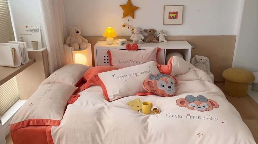 91家纺网 家纺一手货源 找家纺 朗莎家纺 2021新款贴布绣牛奶绒四件套 悠悠熊