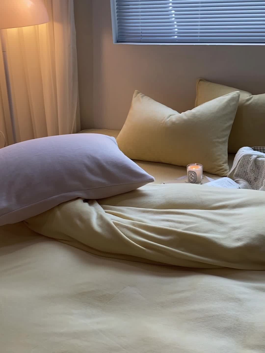 91家纺网 家纺一手货源 找家纺 棉眠 2021新款秋冬纯色牛奶绒四件套 小鸡黄+奶咖