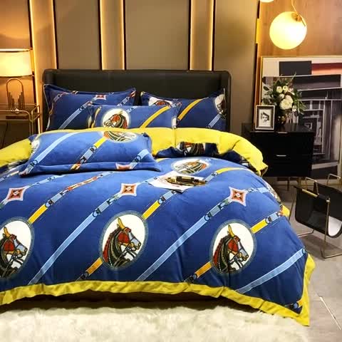 91家纺网 家纺一手货源 找家纺 眠帛 2021新款牛奶绒印花宽边拼角四件套 曼森