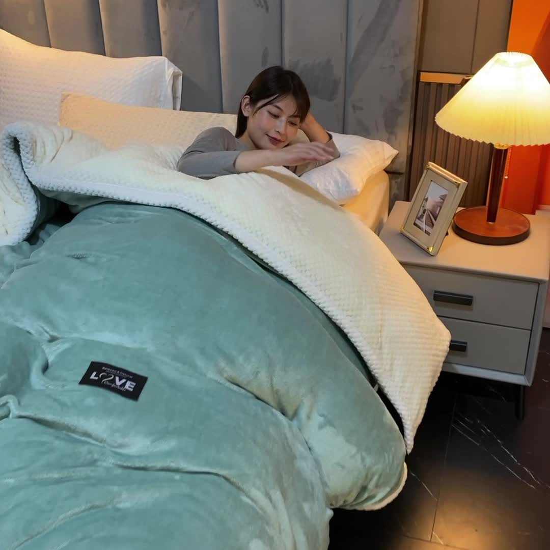 91家纺网 家纺一手货源 找家纺 小燕燕 2022新款多功能可拆洗被套毯 草绿