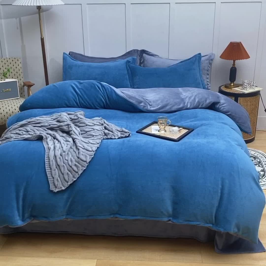91家纺网 家纺一手货源 找家纺 艾米家居  2021新款纯色拼色牛奶绒系列四件套 蓝+灰