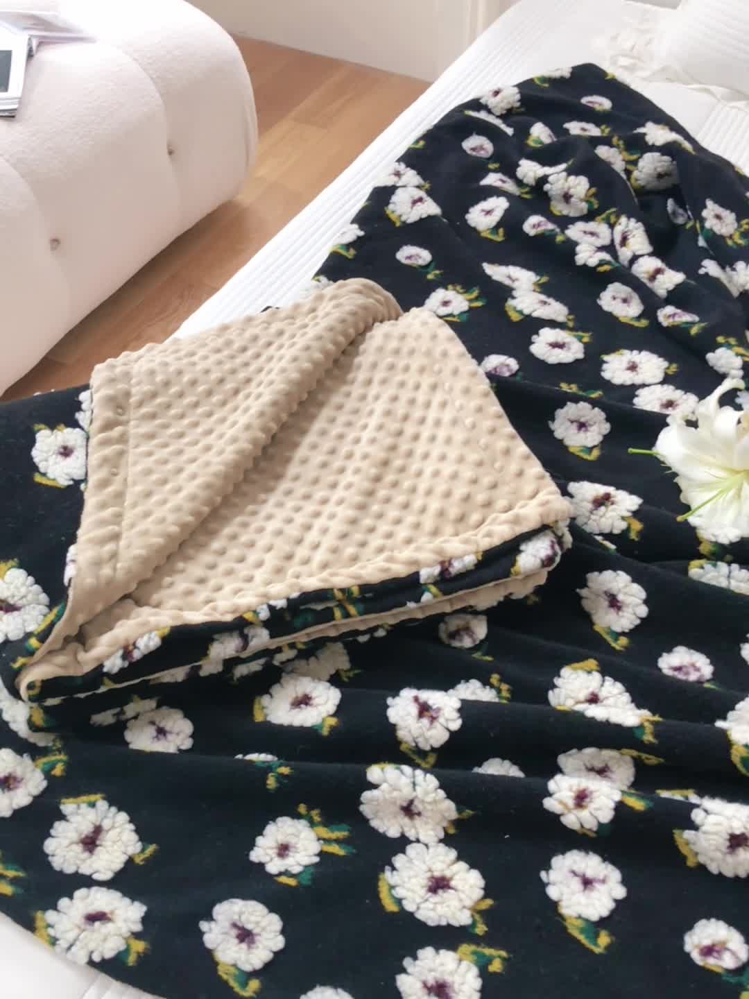 91家纺网 家纺一手货源 找家纺 （总）圆岛家纺  新款复古高克重羊毛绒混纺提花豆豆绒毛毯