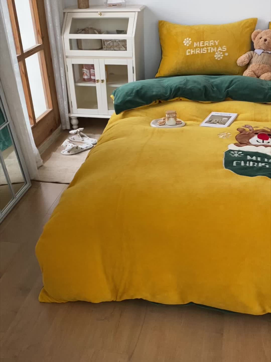 91家纺网 家纺一手货源 找家纺 星期八 2021新款圣诞款牛奶绒四件套 麋鹿