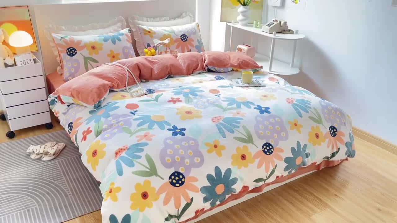 91家纺网 家纺一手货源 找家纺 安哆啦 2021新款220g牛奶绒简约款四件套 花海