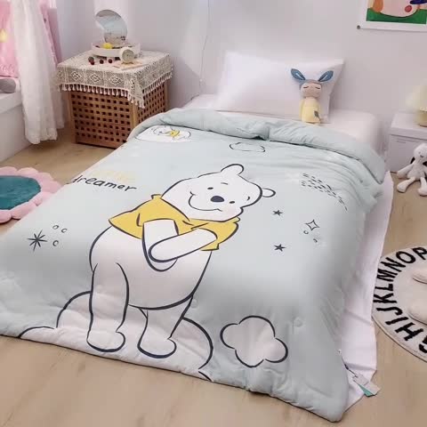 91家纺网 家纺一手货源 找家纺 小芽家居 迪士尼牛奶丝抗菌防螨被 星空维尼