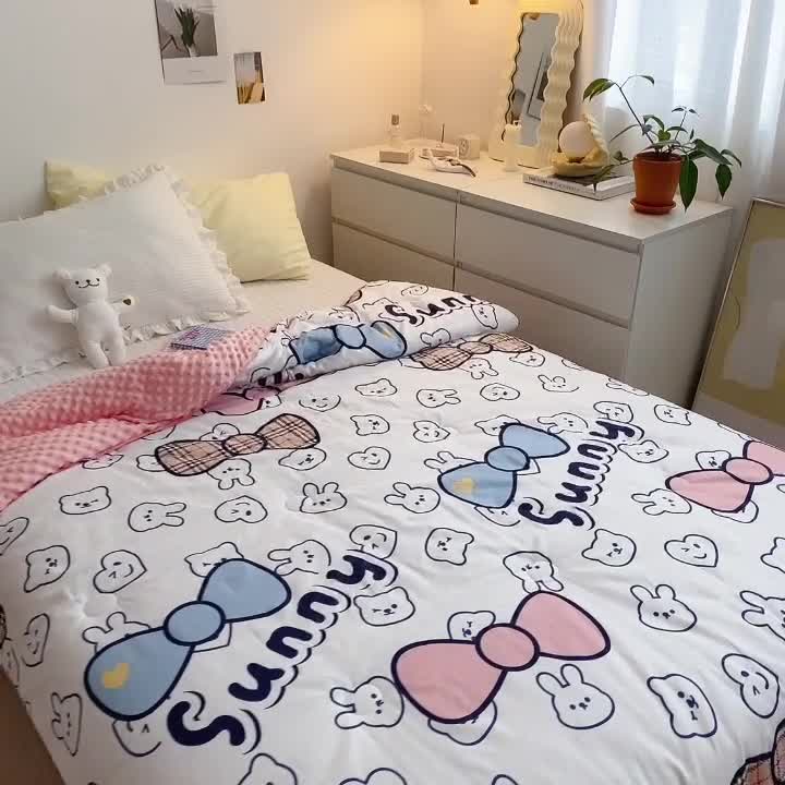 91家纺网 家纺一手货源 找家纺 星期八2021新款豆豆被冬被 kitty