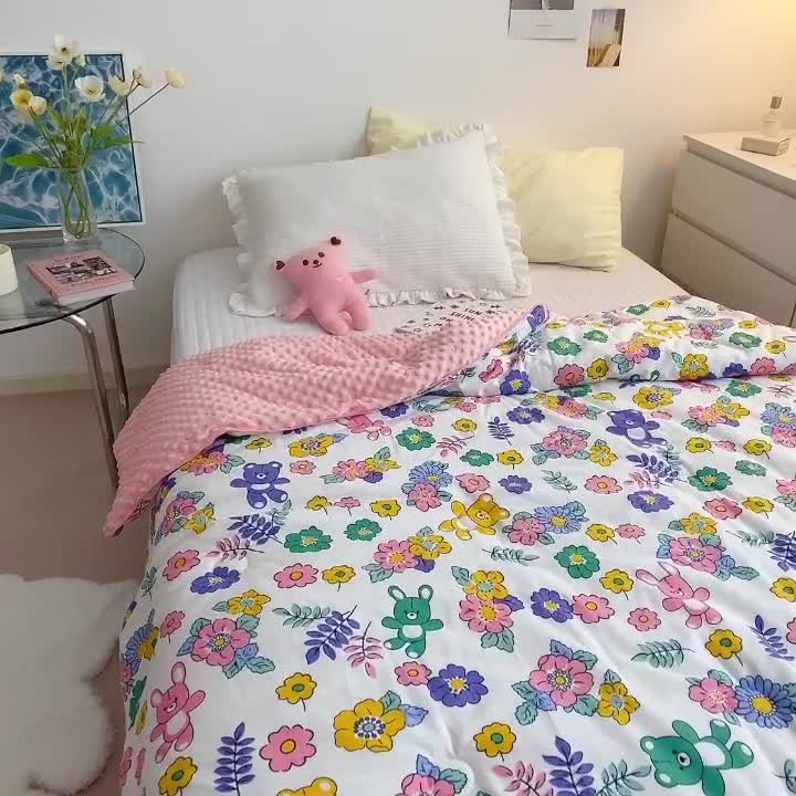 91家纺网 家纺一手货源 找家纺 星期八2021新款豆豆被冬被 快乐小兔