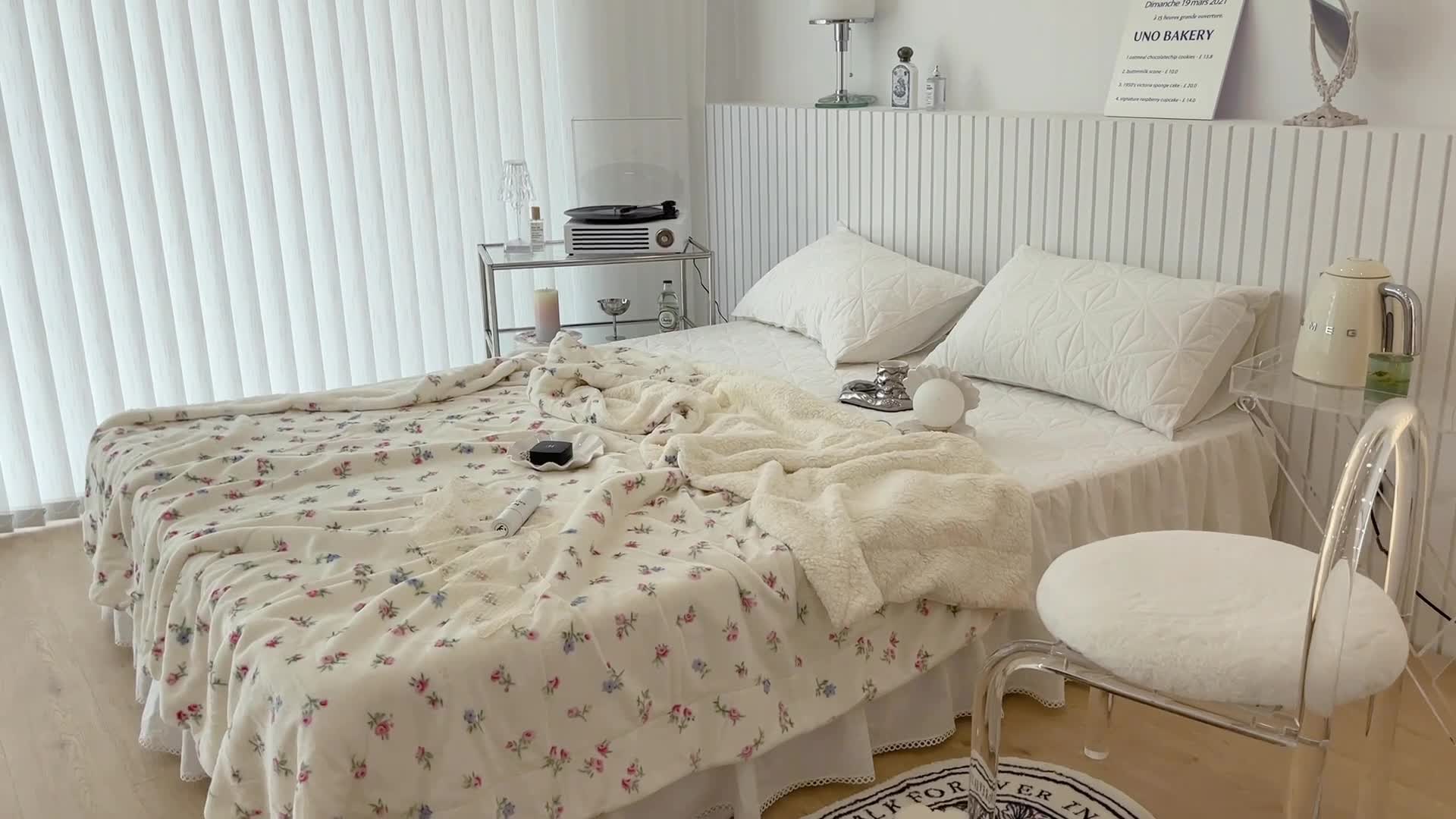 91家纺网 家纺一手货源 找家纺 昔可家纺 2021新款牛奶羊羔绒印花毯 韩式小花花