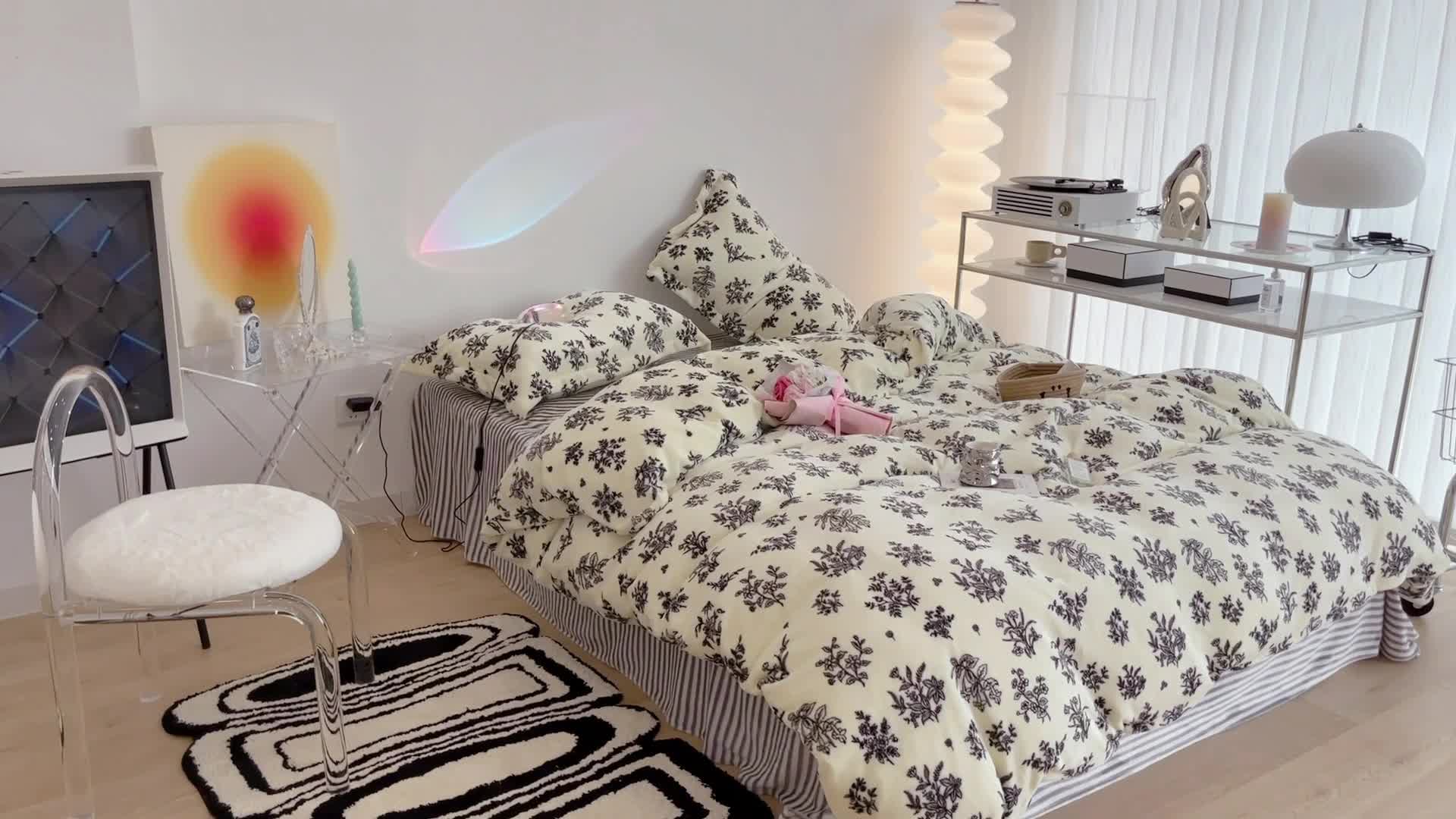 91家纺网 家纺一手货源 找家纺 昔可家纺 2021新款牛奶绒四件套-三批 素描水墨花