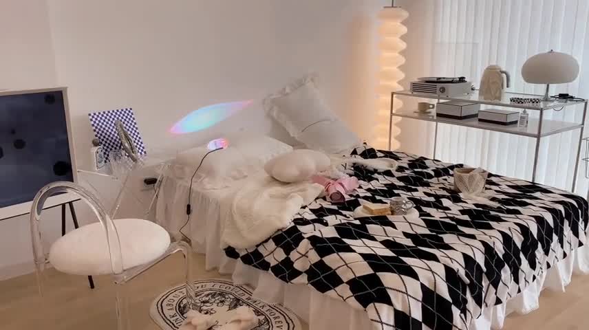 91家纺网 家纺一手货源 找家纺 昔可家纺 2021新款牛奶羊羔绒印花毯 香香菱格