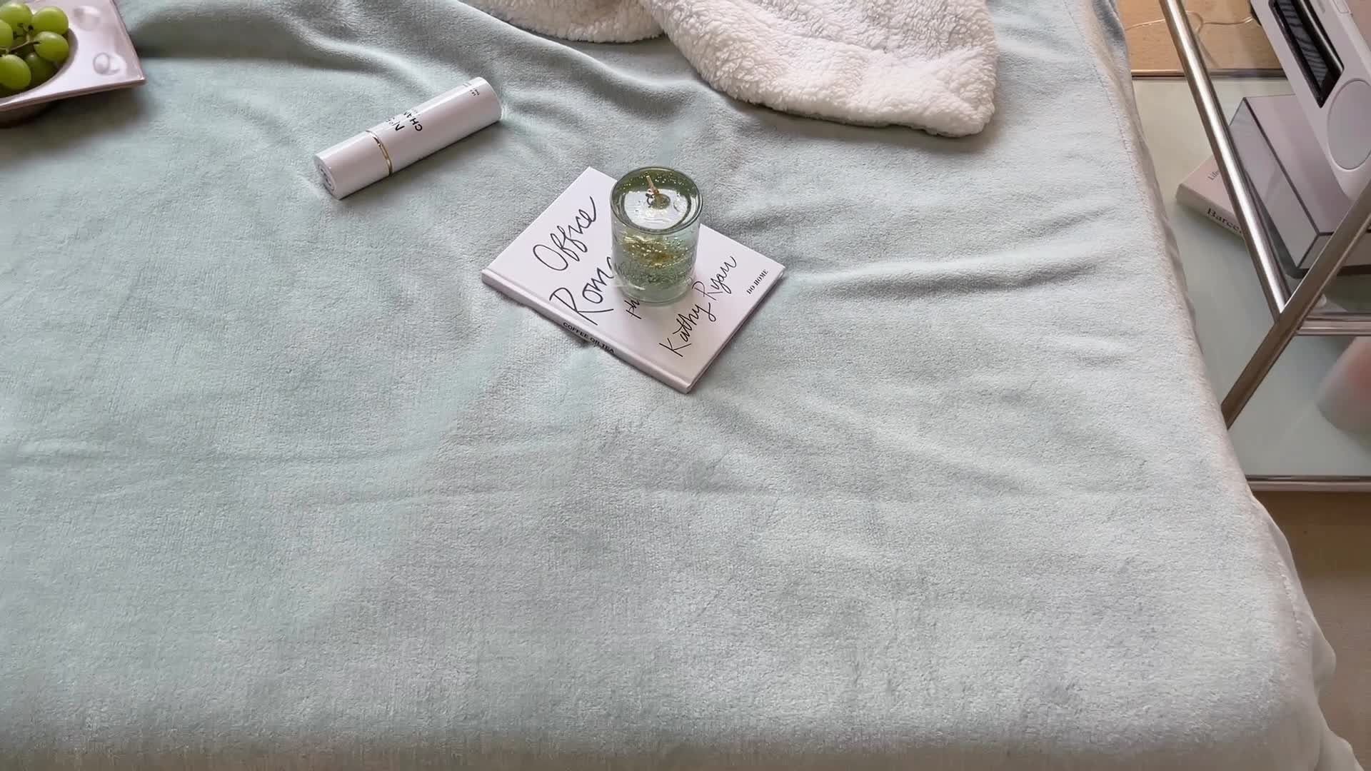 91家纺网 家纺一手货源 找家纺 昔可家纺 2021新款素色牛奶绒羊羔绒毛毯 奶油绿