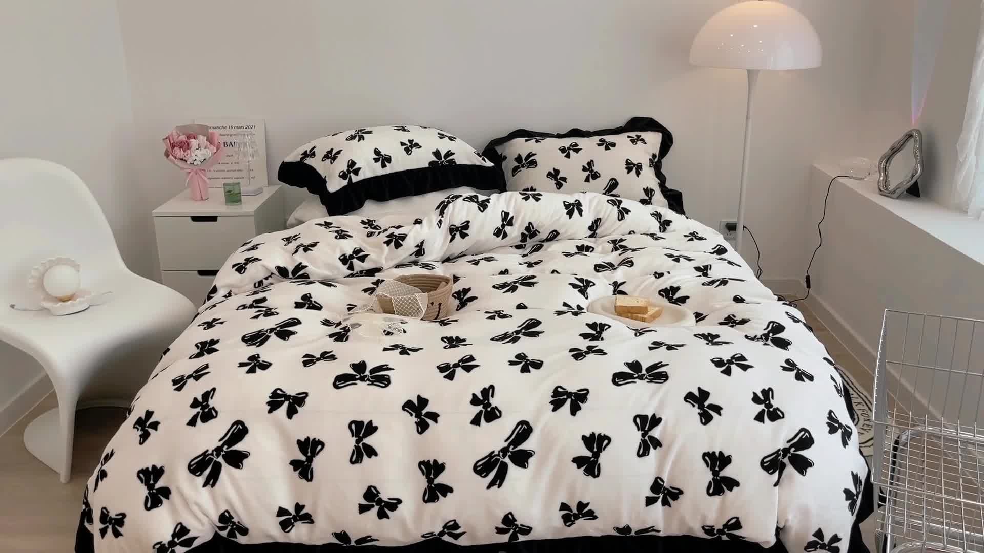 91家纺网 家纺一手货源 找家纺 （总）昔可家纺 2021新款黑色花边牛奶绒四件套