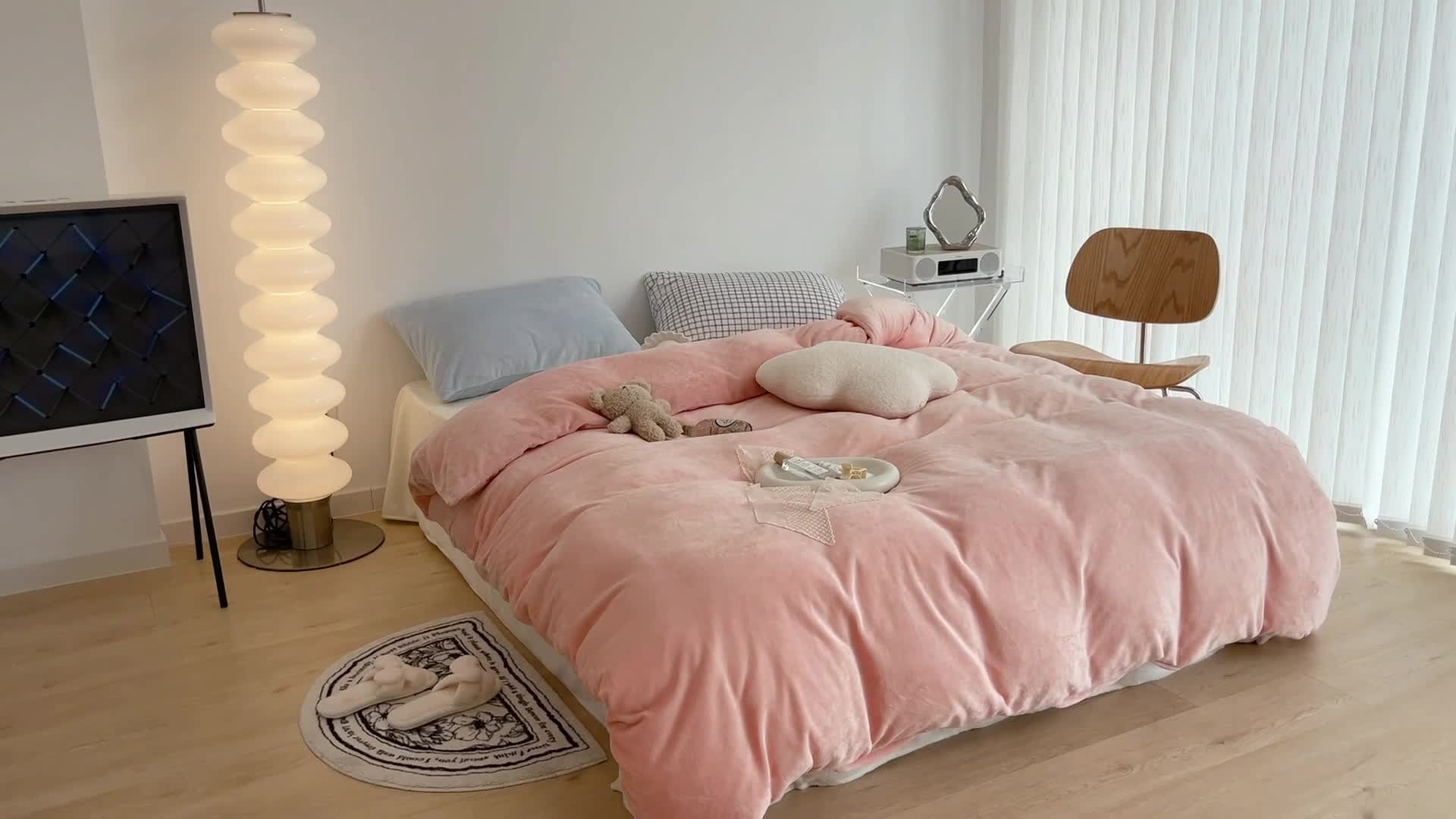 91家纺网 家纺一手货源 找家纺 昔可家纺 2021新款撞色牛奶绒四件套 烟雾粉