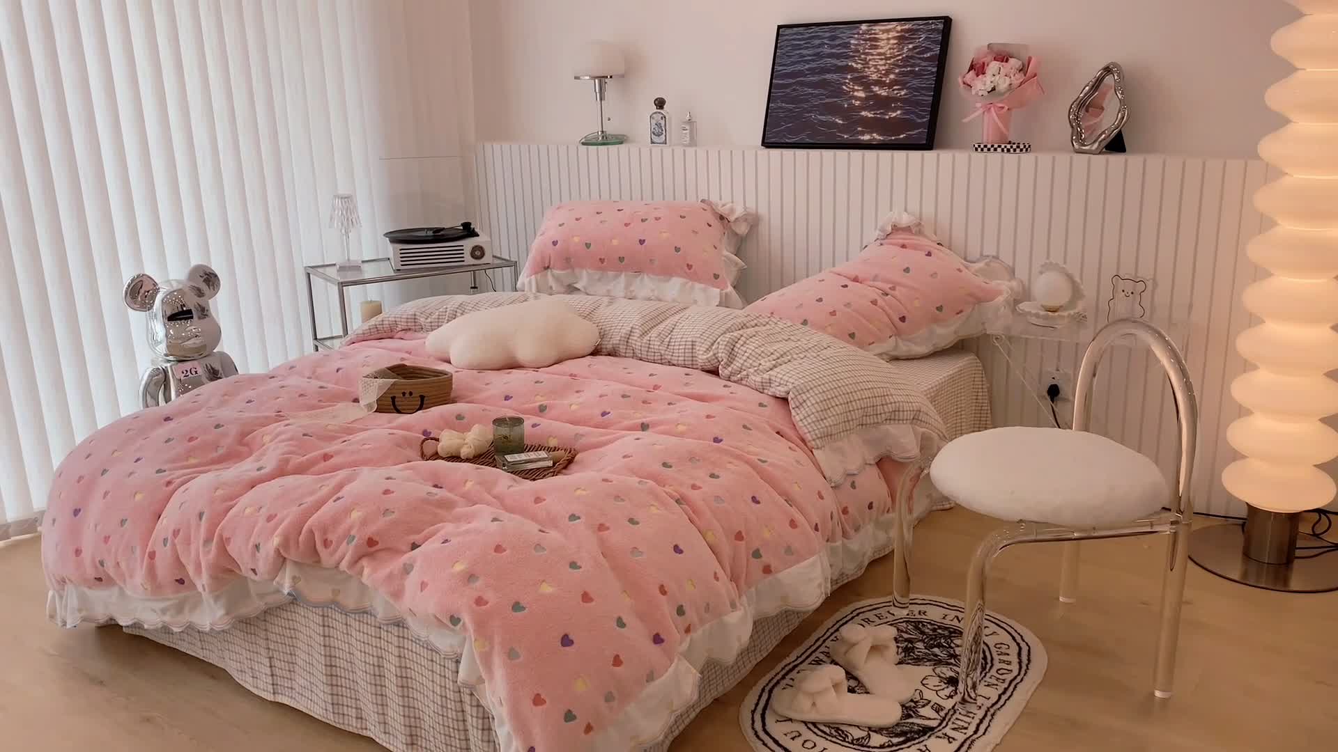 91家纺网 家纺一手货源 找家纺 昔可家纺 2021新款coco雪貂绒四件套 小爱心粉