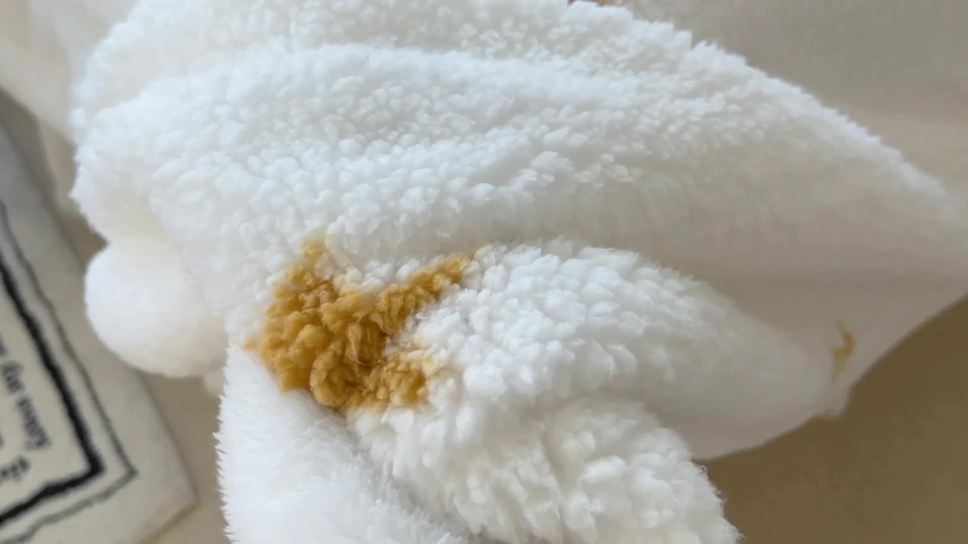 91家纺网 家纺一手货源 找家纺 昔可家纺 2021新款羊羔泰迪绒印花毛毯金色星星月亮