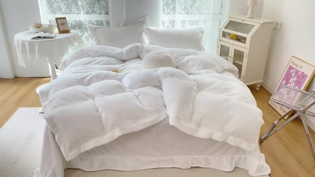 91家纺网 家纺一手货源 找家纺 昔可家纺 2021新款泰迪绒马卡龙色四件套奶香白