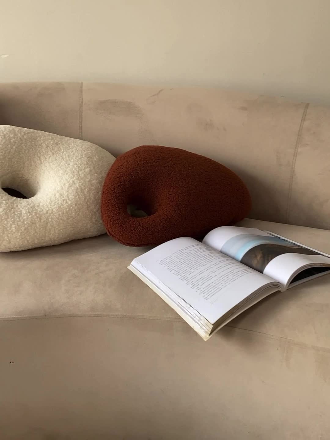 91家纺网 家纺一手货源 找家纺 （总）美茉家居 2021新款调色板异形抱枕