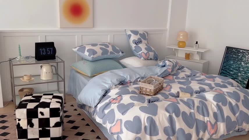 91家纺网 家纺一手货源 找家纺 昔可家纺 2022新款13372全棉普通款爱心系列四件套 撞色爱心蓝