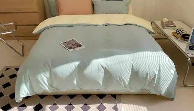 91家纺网 家纺一手货源 找家纺 窝米 2022春季新品素色双拼水洗棉系列四件套 米兰双拼