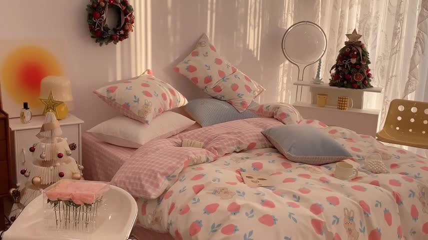 91家纺网 家纺一手货源 找家纺 昔可家纺 2022新款13372普通款四件套 草莓兔